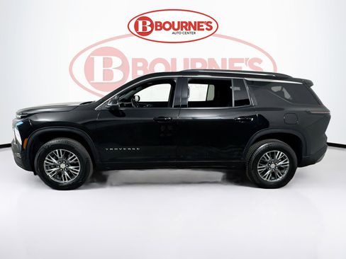 Used 2024 Chevrolet Traverse LT AWD/4WD image 7
