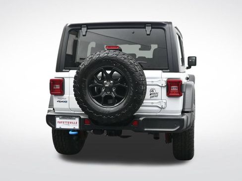 Used 2024 Jeep Wrangler Unlimited AWD/4WD image 6