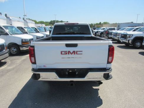 Certified 2025 GMC Sierra 2500 Pro w/ 1SA Pro Safety Plus Package AWD/4WD image 22