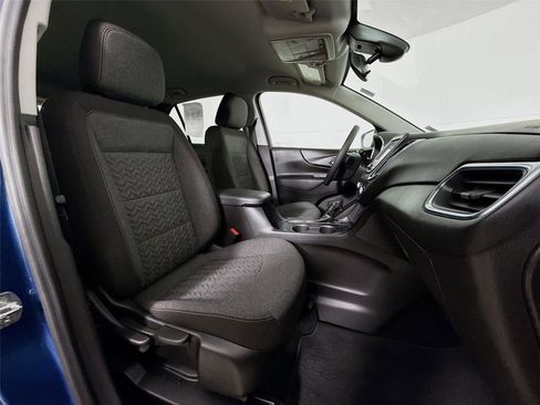 Used 2024 Chevrolet Equinox LT image 27