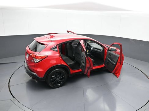 Used 2022 Honda HR-V Sport image 44