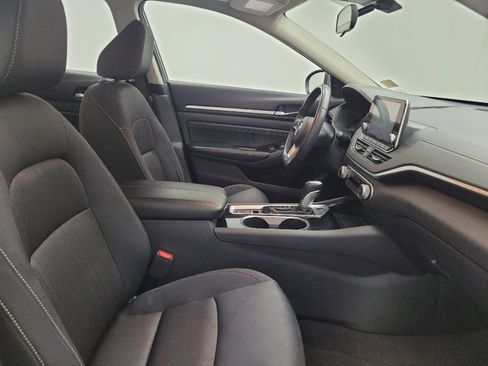 Used 2022 Nissan Altima 2.5 SV w/ SV Premium Package FWD image 21