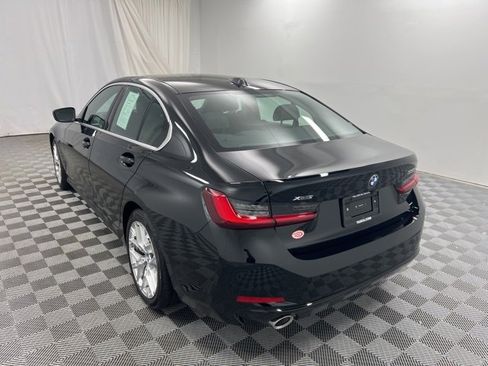 Used 2025 BMW 330i xDrive Sedan w/ Premium Package image 6