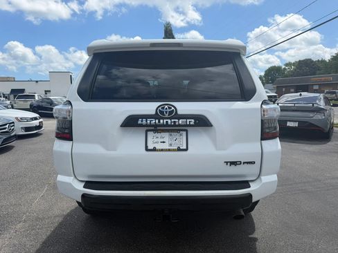 Used 2017 Toyota 4Runner TRD Pro AWD/4WD image 4