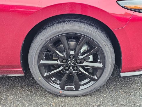 New 2026 MAZDA MAZDA3 Hatchback w/Premium Plus Pkg image 31