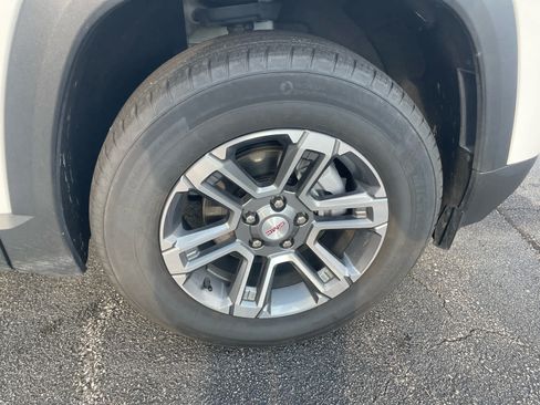 Used 2025 GMC Terrain Elevation AWD/4WD image 9