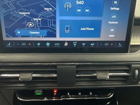 Certified 2023 Lincoln Corsair AWD w/ Equipment Group 101A image 11