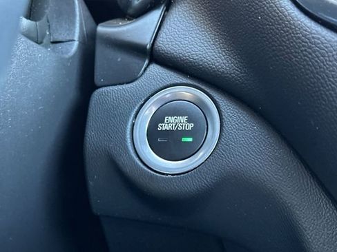 Used 2023 Chevrolet Equinox LT image 25