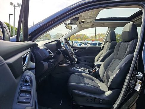 Used 2023 Subaru Forester Premium AWD/4WD image 15