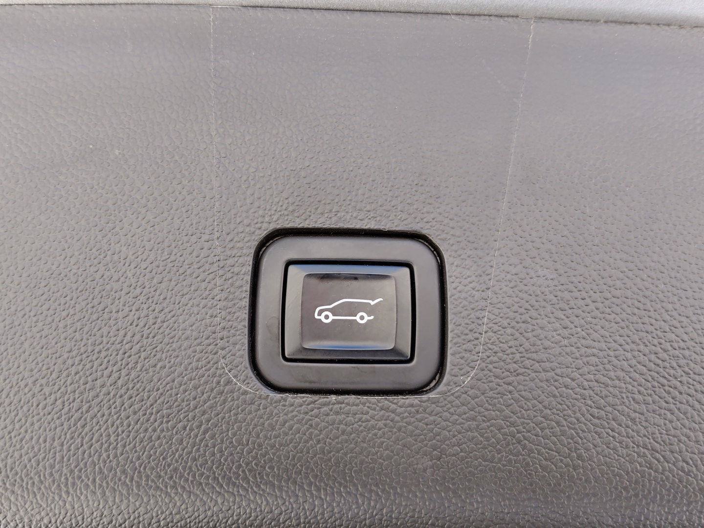 Used 2023 Chevrolet Traverse LT w/ Rear Camera Mirror Package AWD/4WD image 30