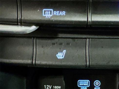 Used 2020 Hyundai Santa Fe SEL w/ Cargo Package image 24