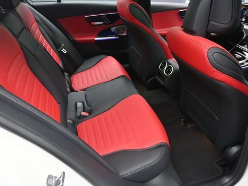 Used 2025 Mercedes-Benz C 300 Sedan image 27