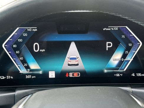 Used 2023 BMW i4 eDrive40 image 33