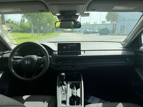 Used 2023 Honda Accord EX image 16