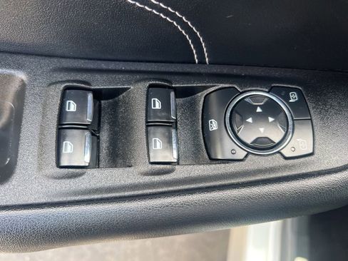 Used 2023 Ford Edge Titanium AWD/4WD image 50