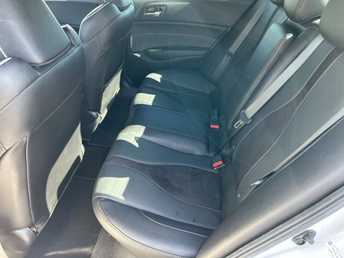 Used 2020 Acura ILX FWD image 15