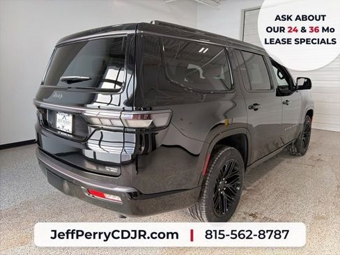 New 2026 Jeep Grand Wagoneer Limited AWD/4WD image 3
