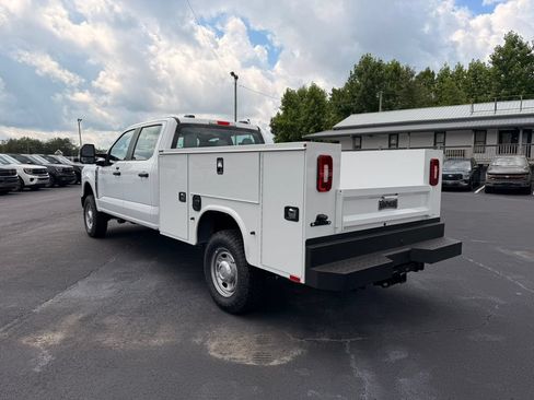 New 2026 Ford F250 XL AWD/4WD image 8