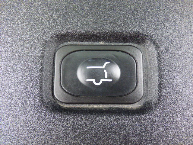 Used 2025 Ford Expedition King Ranch AWD/4WD image 16