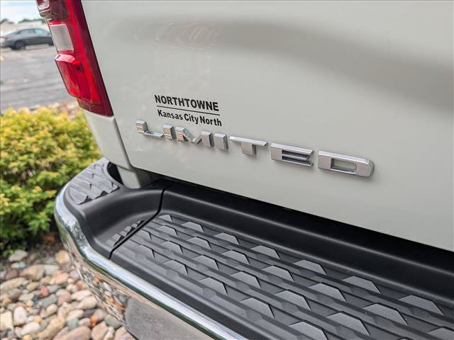 Used 2020 RAM 2500 Limited AWD/4WD image 23