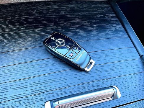 Used 2024 Mercedes-Benz GLE 53 AMG GLE 53 AMG image 10