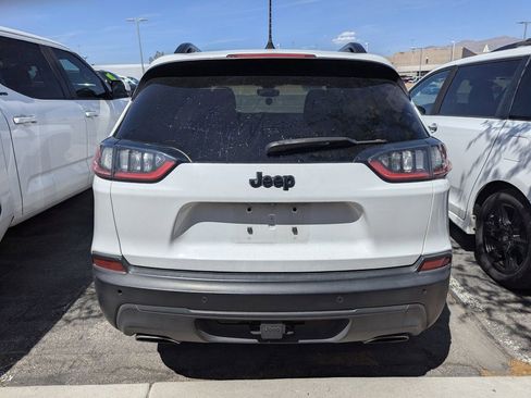 Used 2019 Jeep Cherokee Latitude Plus image 5