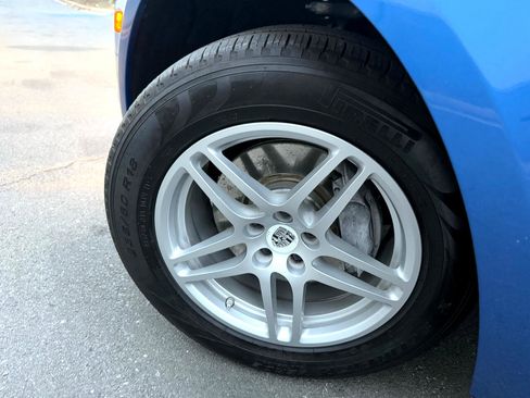 Used 2018 Porsche Macan image 39