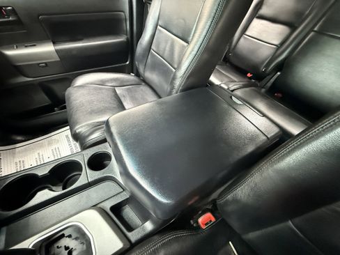 Used 2013 Toyota Tundra 4x4 Double Cab image 18