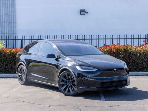 Used 2022 Tesla Model X AWD/4WD image 11