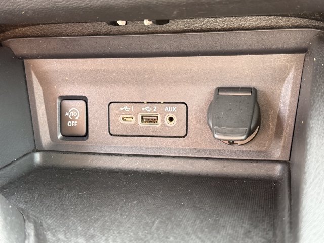 Used 2024 Nissan Sentra SV FWD image 23