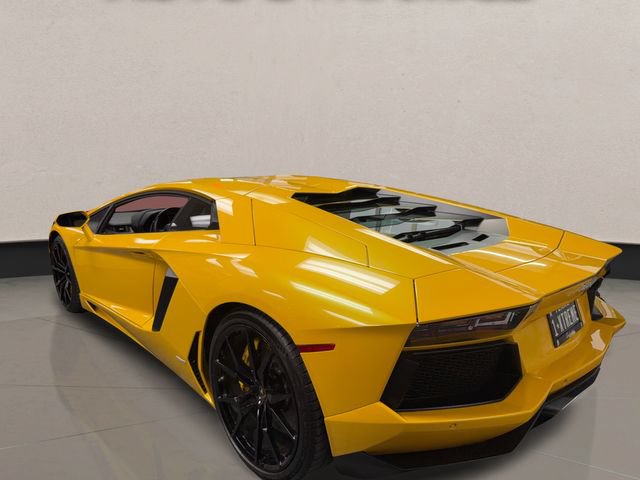 Used 2013 Lamborghini Aventador LP 700-4 AWD/4WD image 3