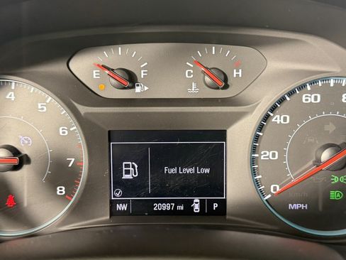 Used 2025 Chevrolet Malibu LS FWD image 17