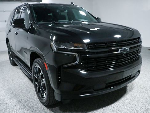 Used 2023 Chevrolet Tahoe RST w/ Luxury Package AWD/4WD image 5