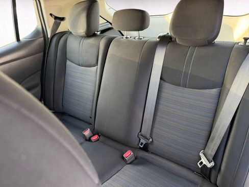 Used 2022 Nissan Leaf S image 13