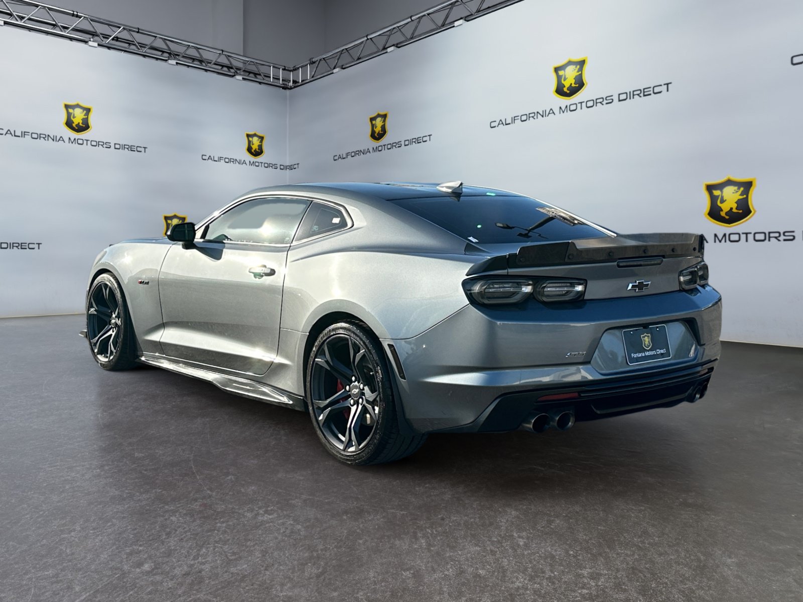 Used 2021 Chevrolet Camaro SS RWD image 3
