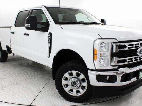 Used 2023 Ford F350 XLT image 1