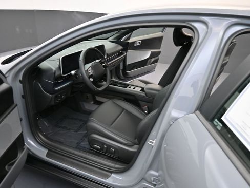 Used 2023 Hyundai Ioniq 6 SEL w/ Cargo Package image 11