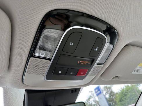Used 2023 Hyundai Sonata SEL FWD image 28