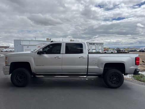 Used 2015 Chevrolet Silverado 2500 LT image 6