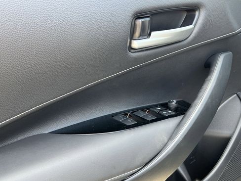 Used 2022 Toyota Corolla SE image 15