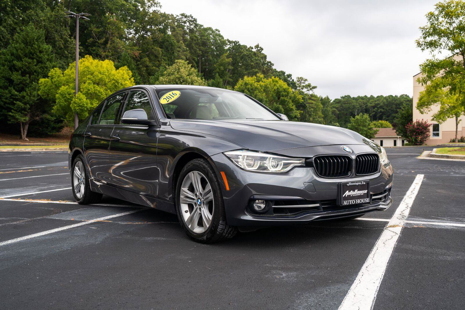 Used 2016 BMW 328i xDrive Sedan AWD/4WD image 13