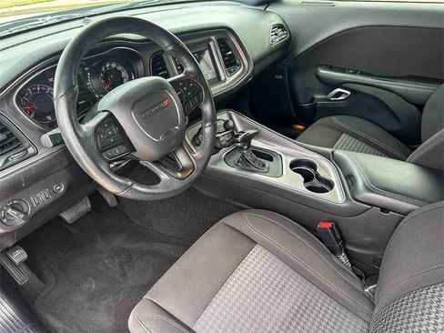 Used 2023 Dodge Challenger SXT w/ Blacktop Package image 11