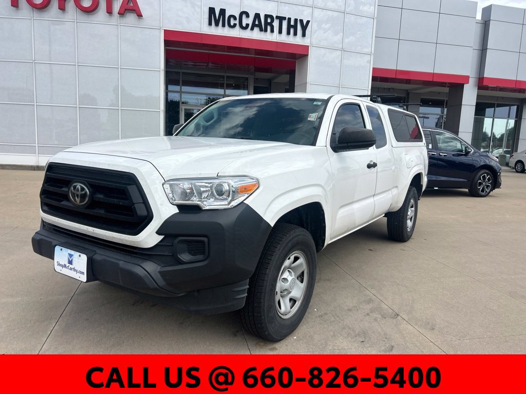 Used 2022 Toyota Tacoma SR RWD image 2