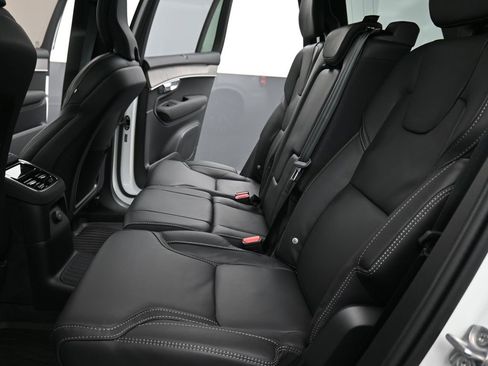 Used 2025 Volvo XC90 T8 Ultra w/ Protection Package image 15