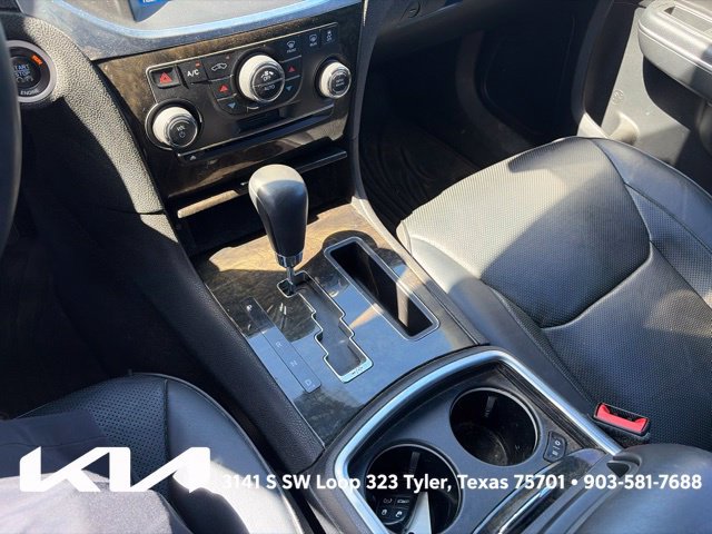 Used 2013 Chrysler 300 C RWD image 11
