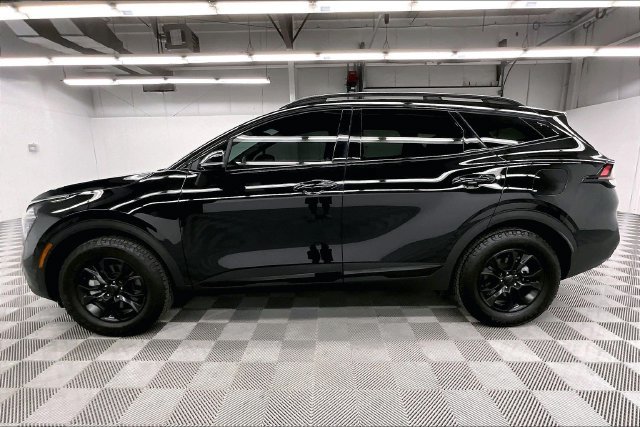 Used 2025 Kia Sportage X-Pro AWD/4WD image 14