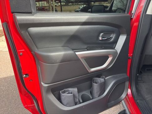 Certified 2024 Nissan Titan SV image 26