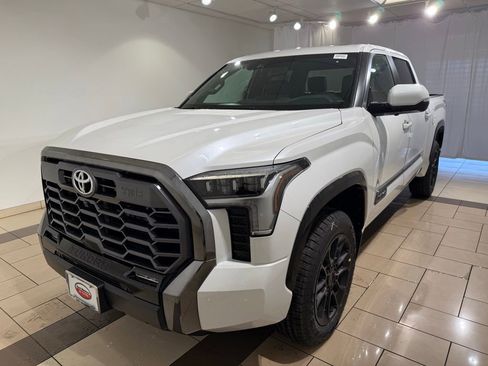 New 2026 Toyota Tundra Platinum image 1