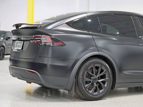 Used 2023 Tesla Model X image 10