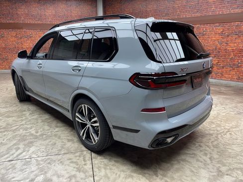 New 2026 BMW X7 xDrive40i w/ Executive Package image 3